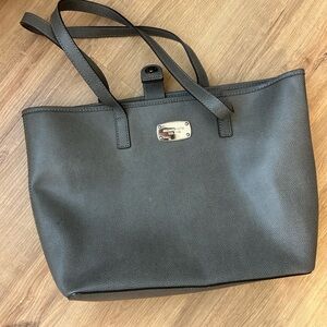✨Michael Kors Bag